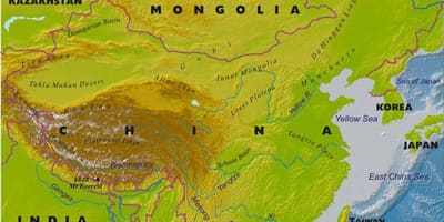 Mapa Číny s geografickými rysy